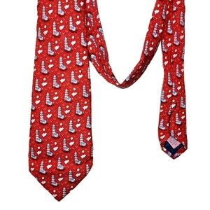 Vineyard Vines Tie Red Men Marthas Vineyard Lighthouse 100% Silk Handmade